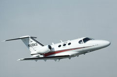  used white Cessna aircraft