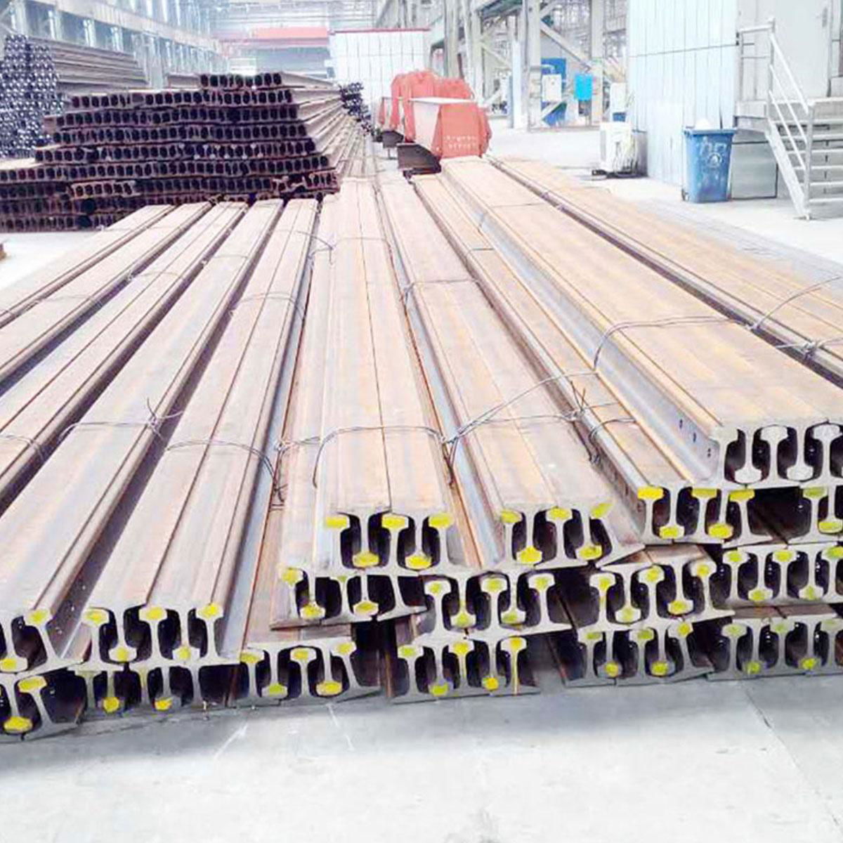 UIC54 Steel Rails