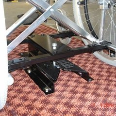 X-803-1 轮椅锁止装置