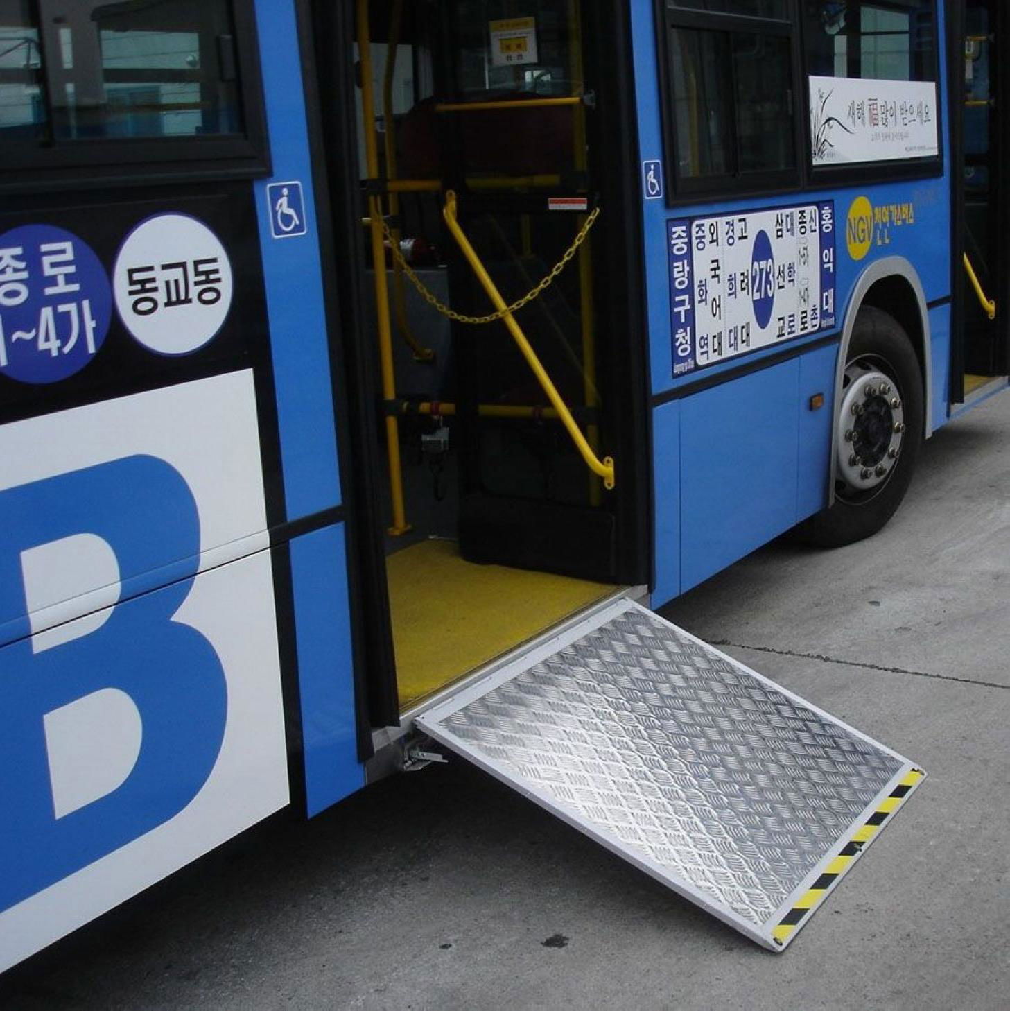 EWR-L 低地板公交车电动轮椅升降导板装置 3