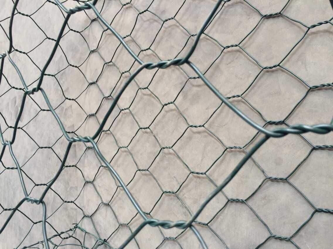 Top grade hexagonal Gabion Mesh with steel wire type rockfall netting supplier 2