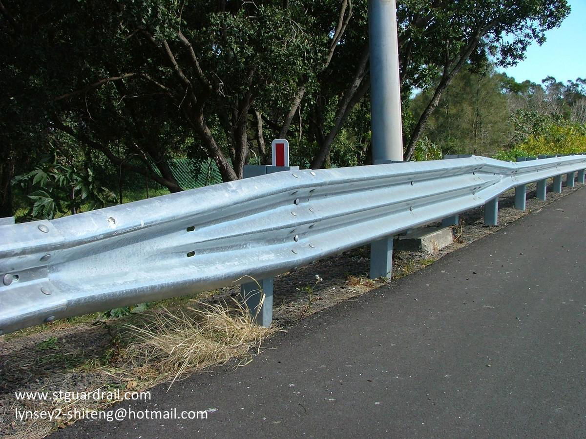  Bangladesh W beam  thire beam highway guardrail 2