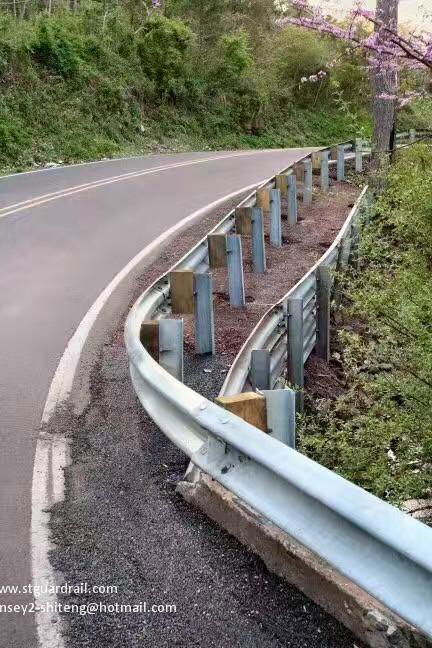 Guyana W beam  thire beam highway guardrail 3