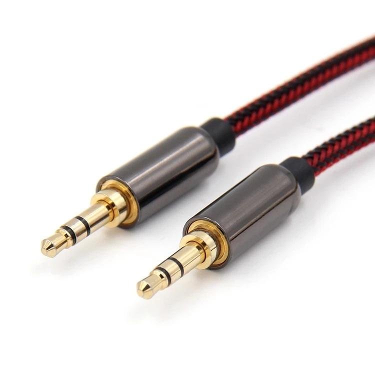 Amplifier Car DC 3.5mm Aux Cable for iPhone Car Headphone Beats Speake