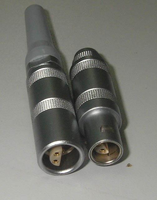 兼容FFA金屬推拉自鎖連接器 4