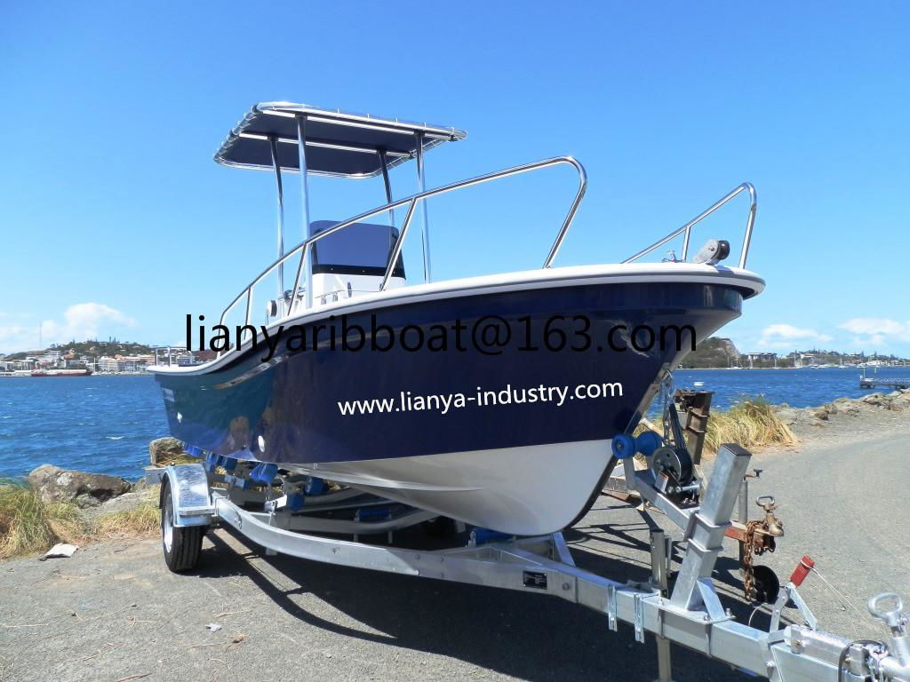 Liya 5.8m Small Fiberglass Fishing Boat Panga Boats for Sale - China  Fiberglass Fishing Boat and Small Fiberglass Boat price