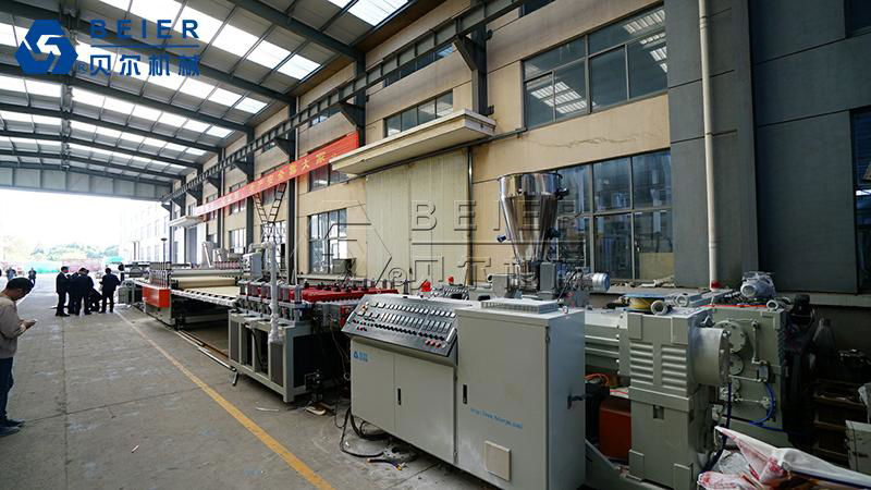 PVC Foamin Board Extruding Production Line