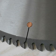 Tct Saw Blade for Cutting Aluminum with Trapezoid Teeth