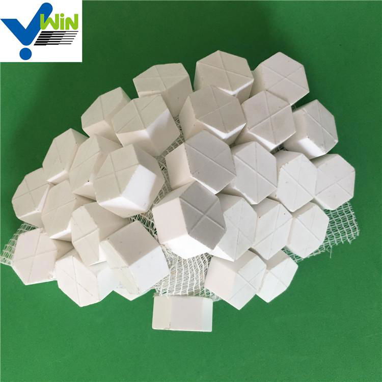 High temperature resistance alumina ceramic oxide from Chinese supplier 3