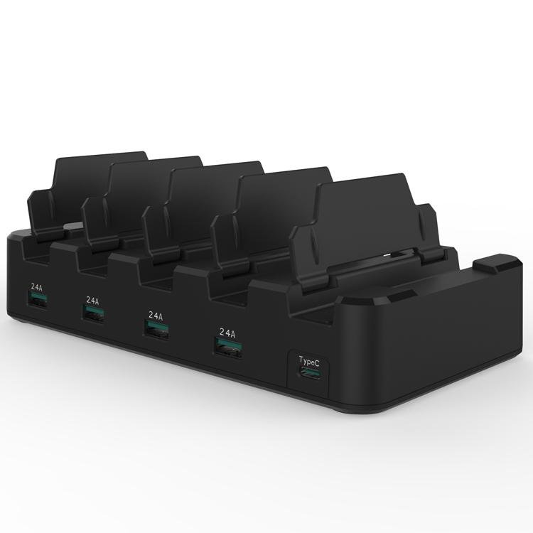 4 Ports with 1 Type C folding charger station 3