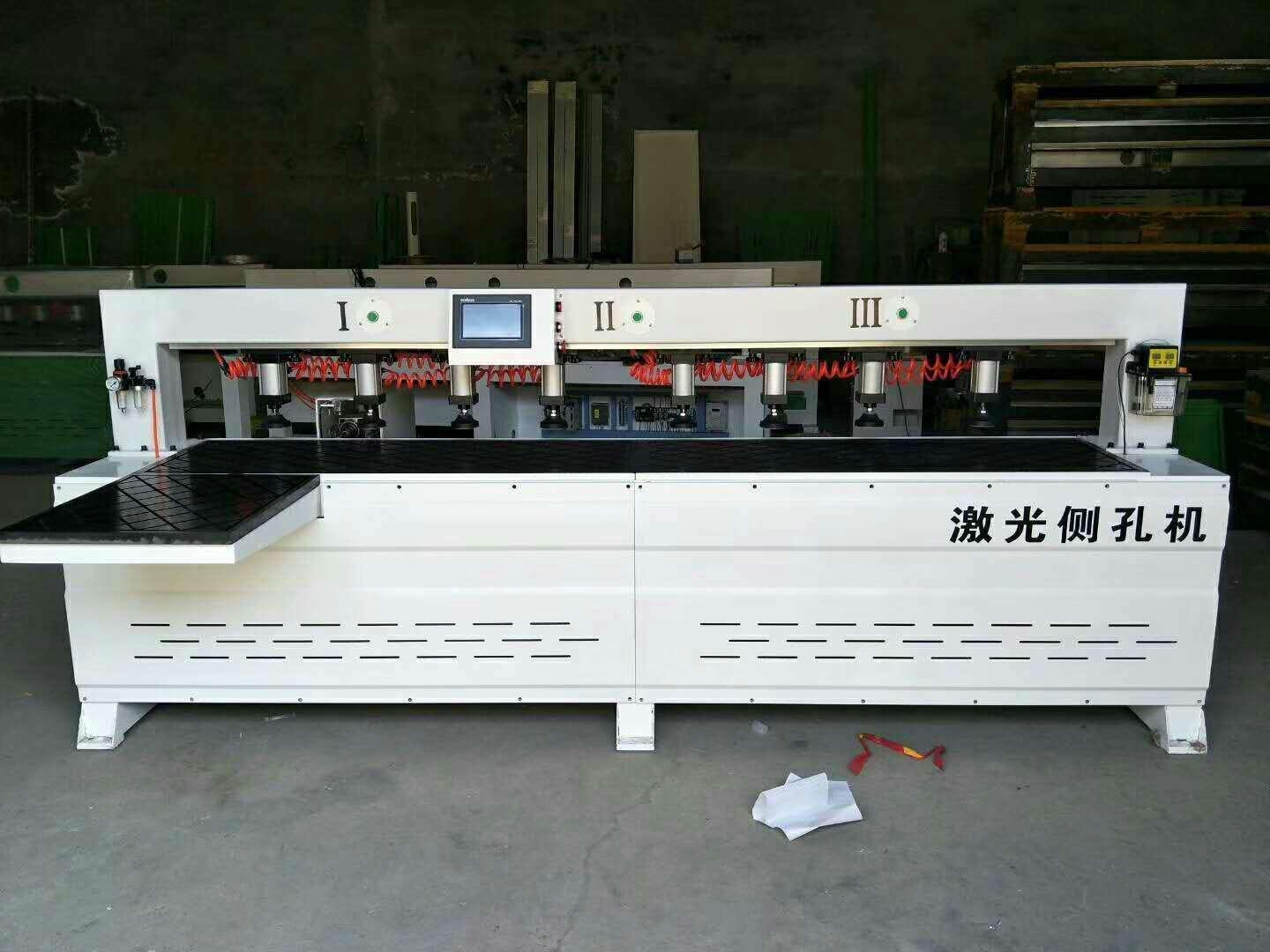  板式傢具生產線紅外激光側孔機 2