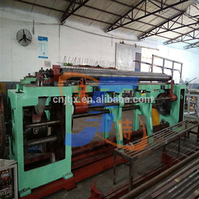 Innovation PLC control automatic hexagonal wire mesh netting machine 