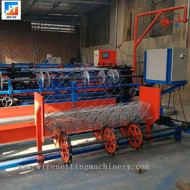 Used automatic top quality chain link wire mesh fence machine with factory price 4