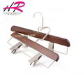 Multi-function panty rack telescopic wooden panty rack to hold the panty clip 3