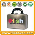 Rectangular lunch tin box with handle