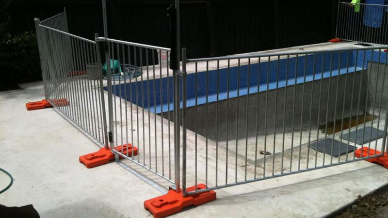 Temporary Pool Fencing 5