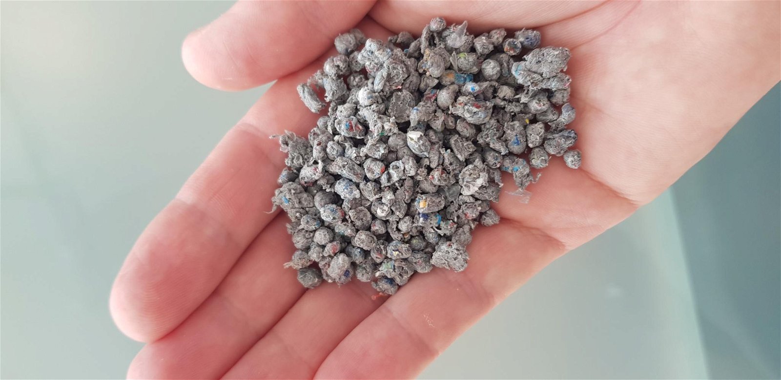 mixed plastic agglomerate - 90% polymer content 2