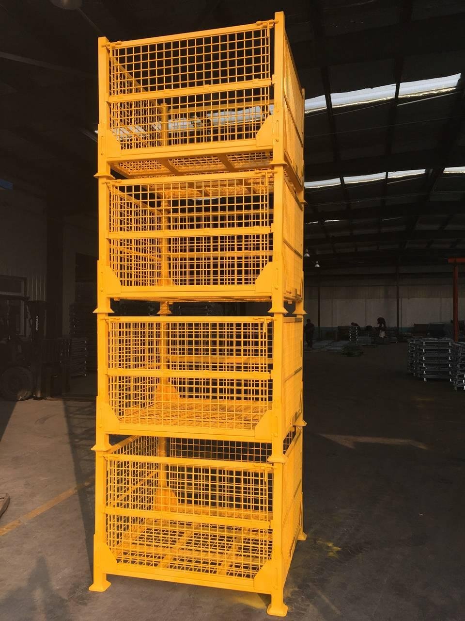 Welded Wire Containers 4