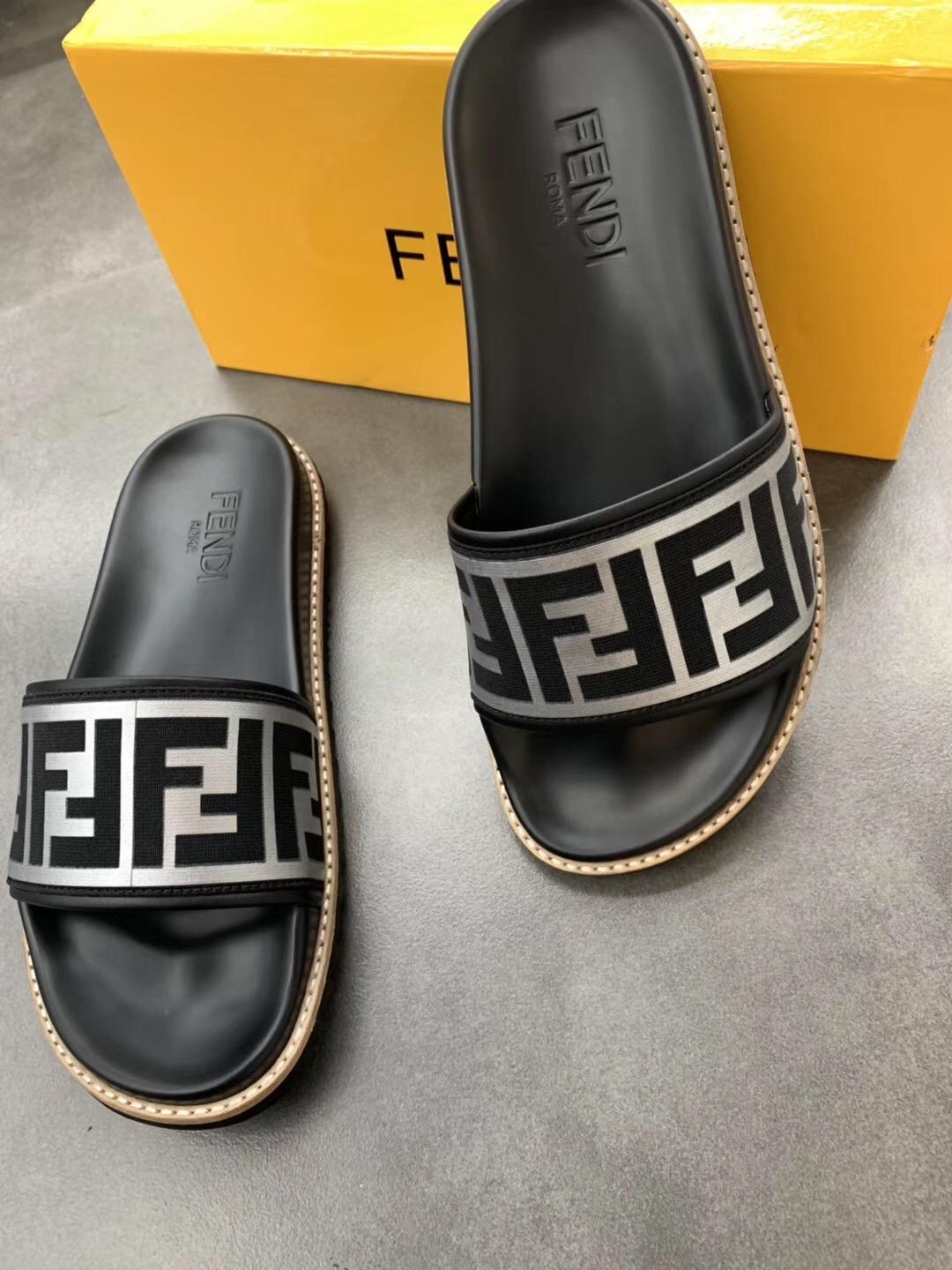 fendi pearland logo slides