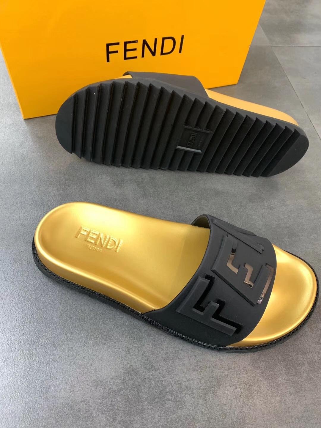 2019 new Fendi sandals Fendi slipper Fendi Pearland FF Leather Slide FF ...