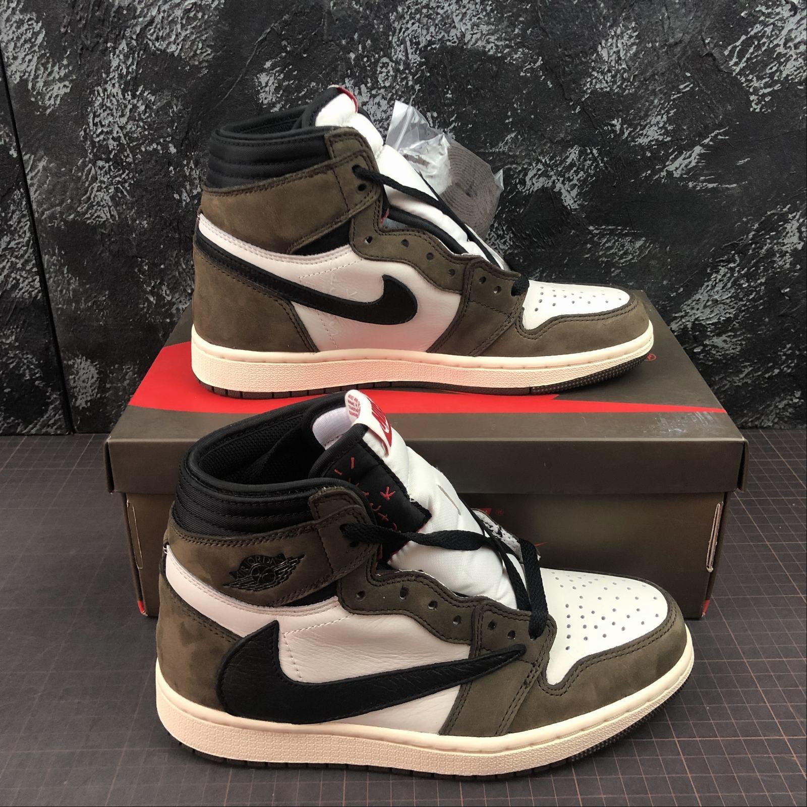 Wholesale Top Air Jordan 1 Mid Gs Basketball Shoes sneaker shoes (China  Trading Company) - Athletic & Sports Shoes - Shoes Products -