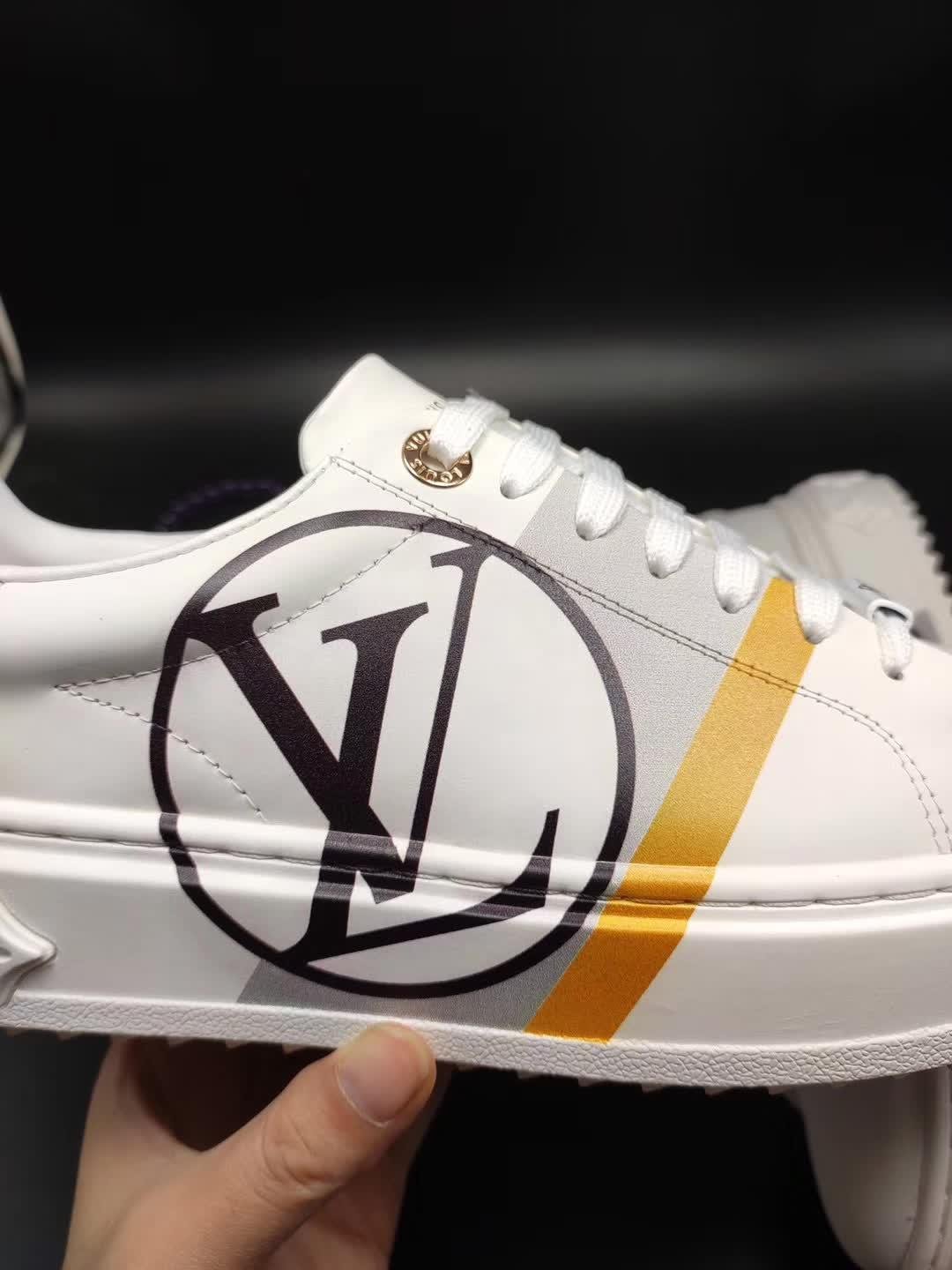 2020 New Louis Vuitton Run Away Sneaker Louis Vuitton Sneaker LV shoes Men (China Trading ...