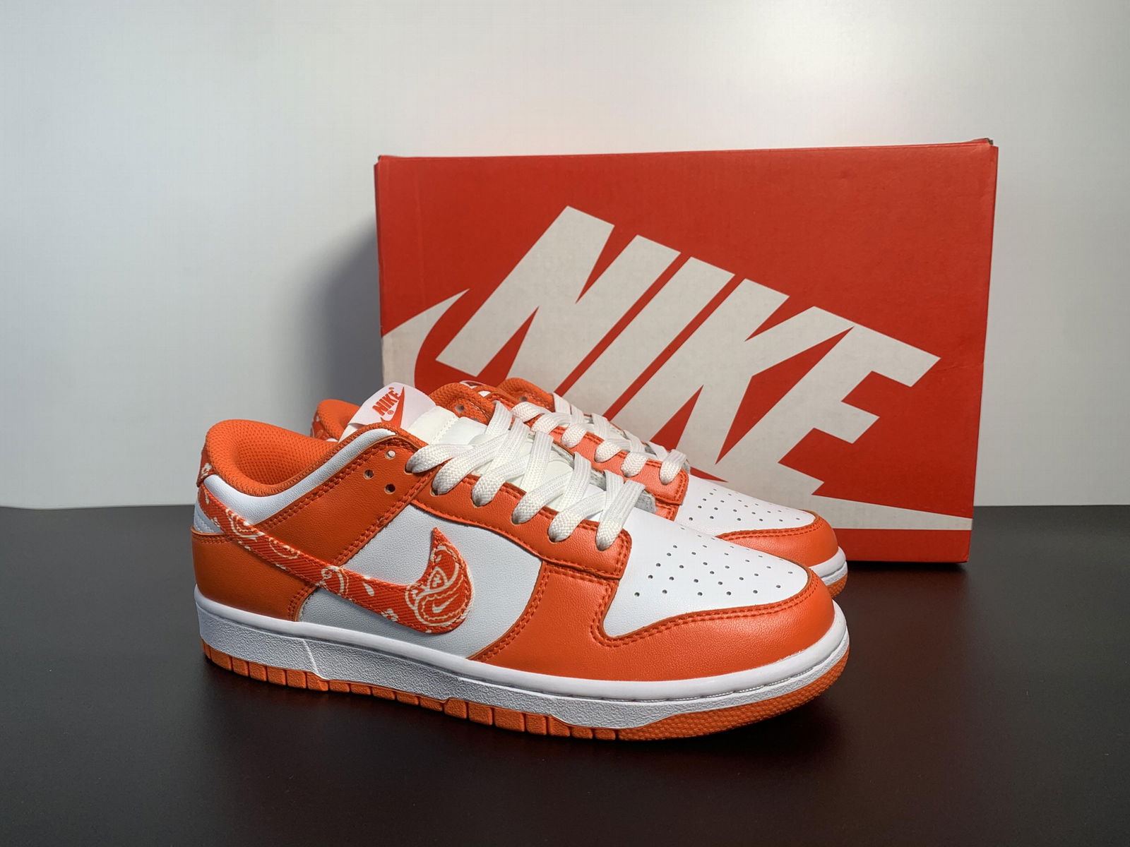 new top      shoes Dunk Low "Orange Paisley" white Orange cashew flower 3