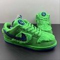 2022      SB Dunk Low PRO QS GREEN SPARK