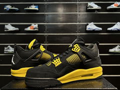 AJ4 Thunder Black/Tour Yellow4 Generation Thunder Black/Tour YELLOW4 Basketball 