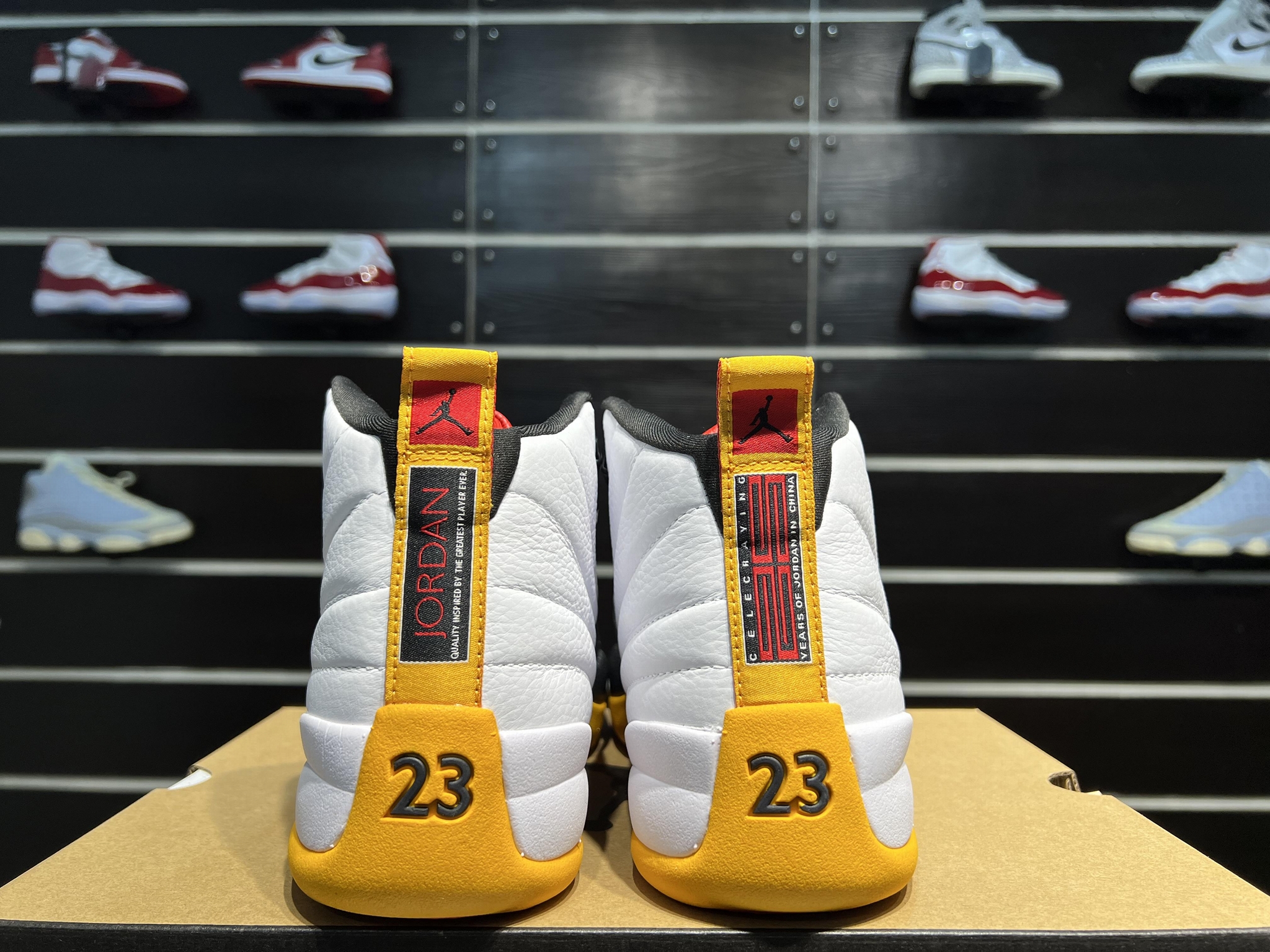 aj12 yellow