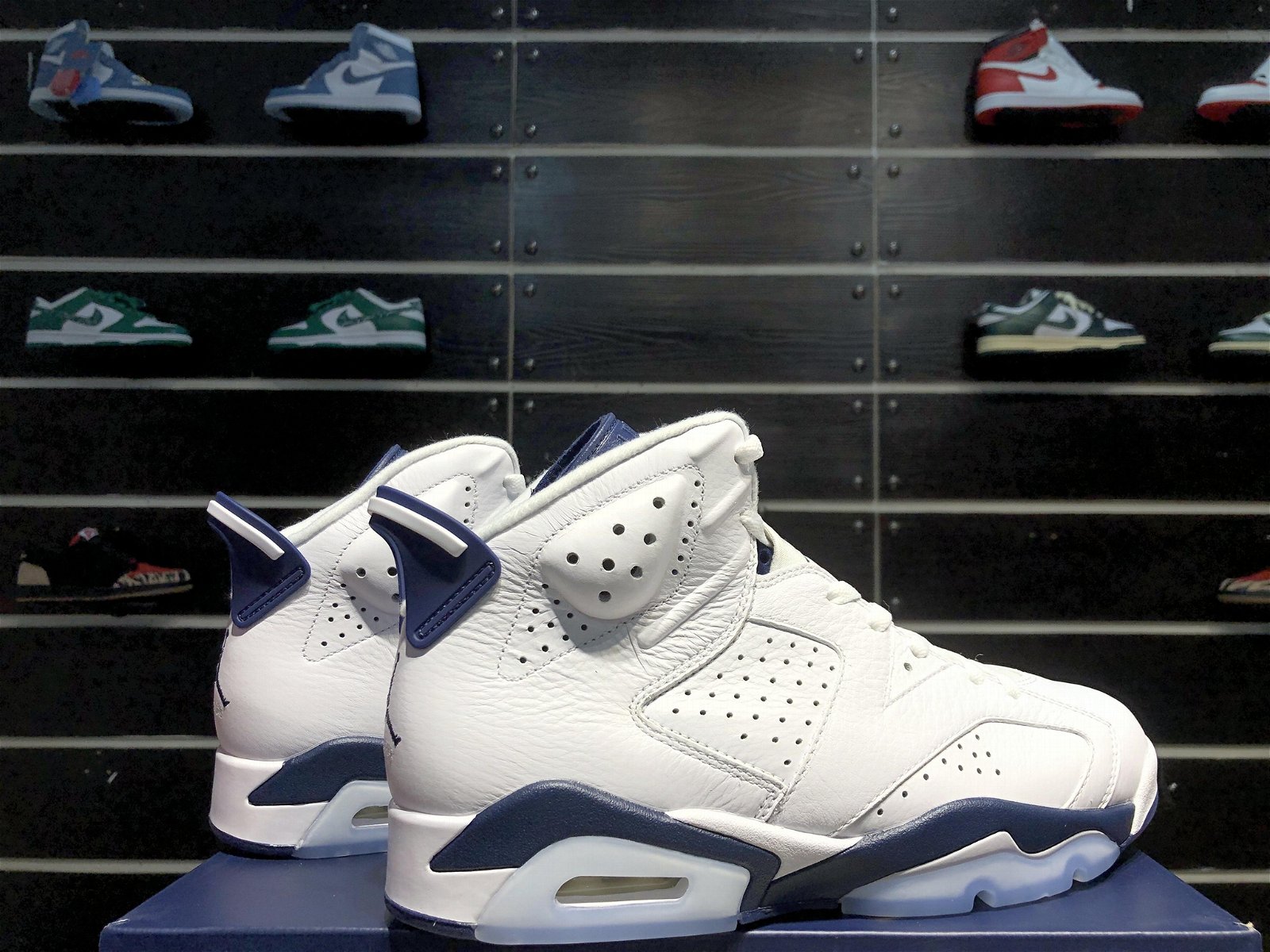 Air Jordan 6 “Midnight Navy”White and blue Cobon basketball shoes