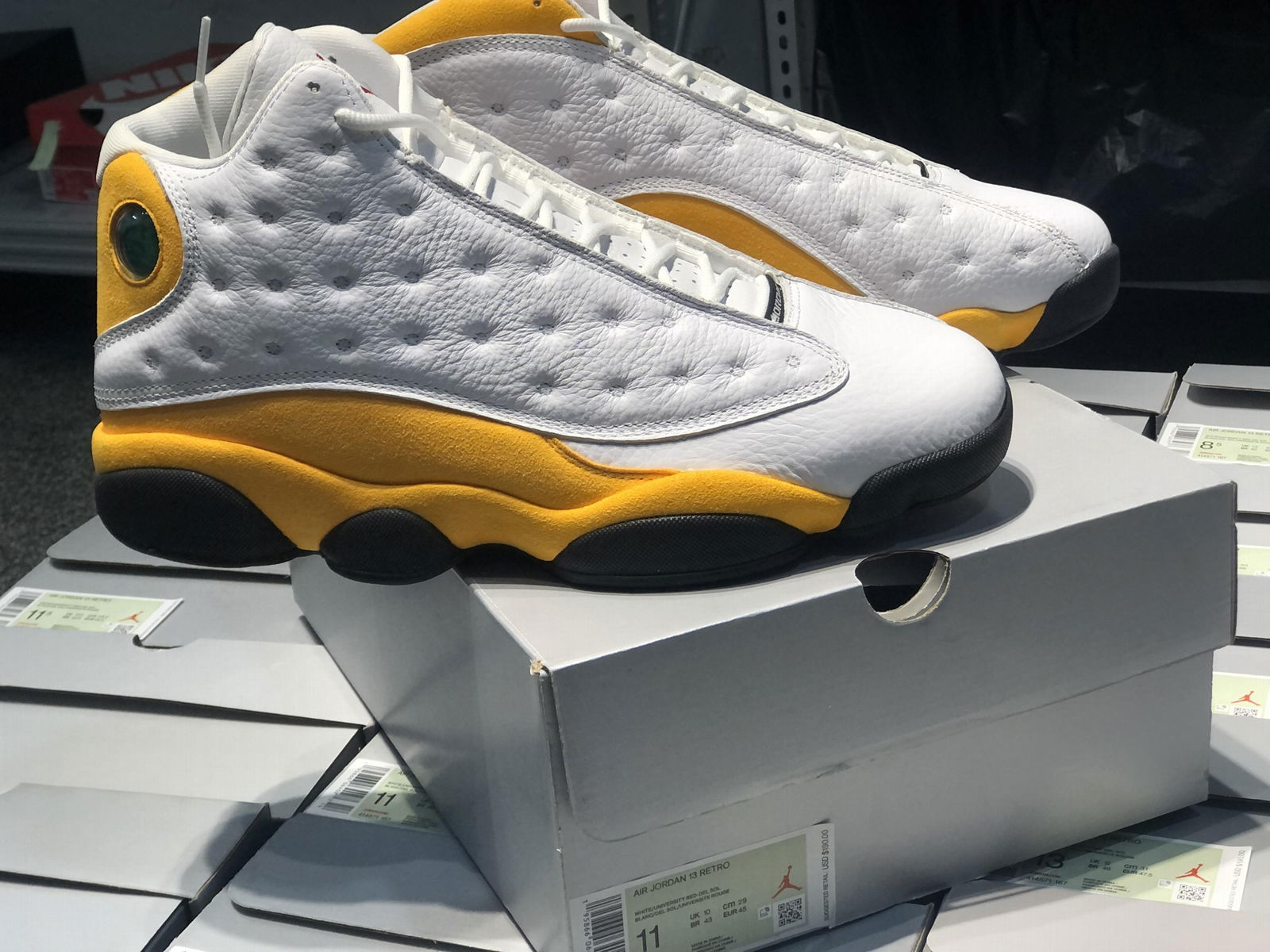 Del Sol "13 generation Lemon Yellow Aj13 new color matching basketball shoes 4