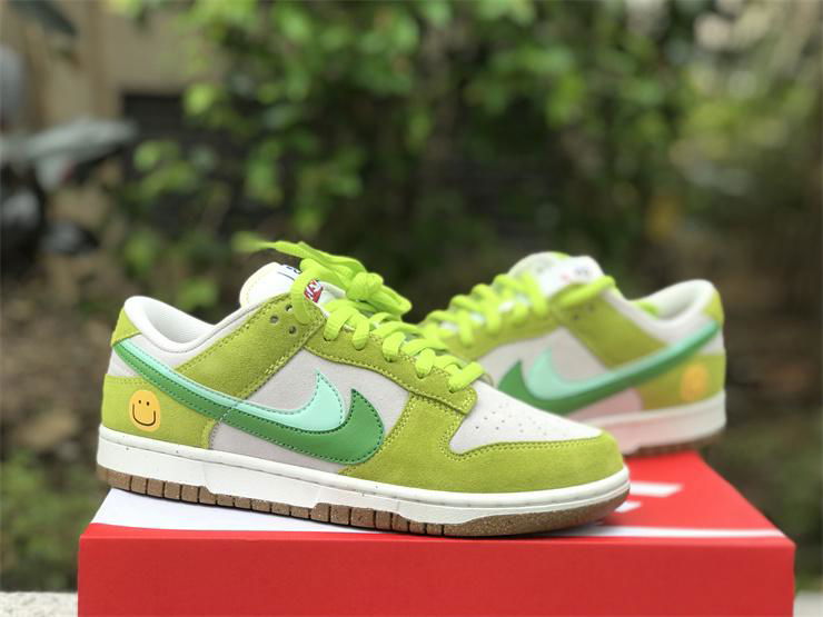       Dunk Low 85 Double Hook Smiley Face DO9457-122 Casua SHOES 3