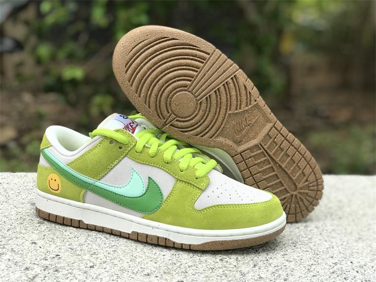       Dunk Low 85 Double Hook Smiley Face DO9457-122 Casua SHOES 18