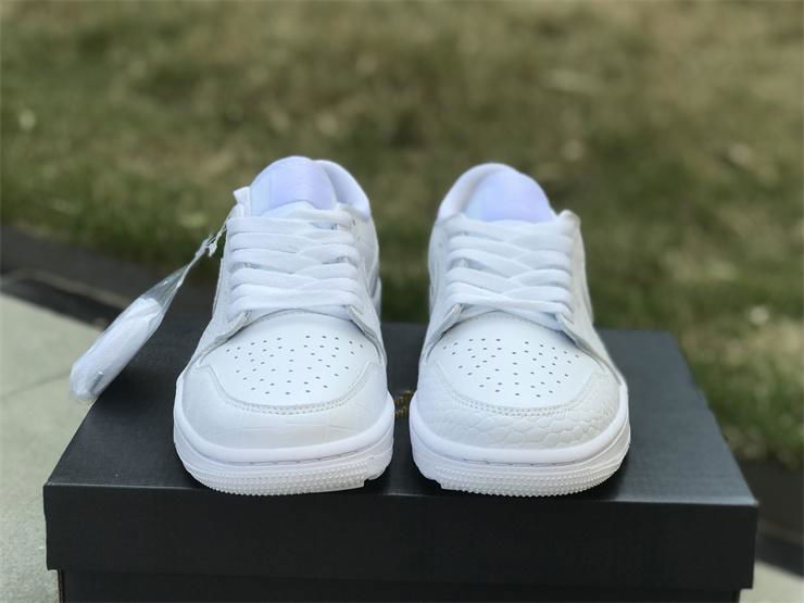 2023      shoes Air Jordan 1 Low Golf “White Croc”DD9315-110 sport shoes  3