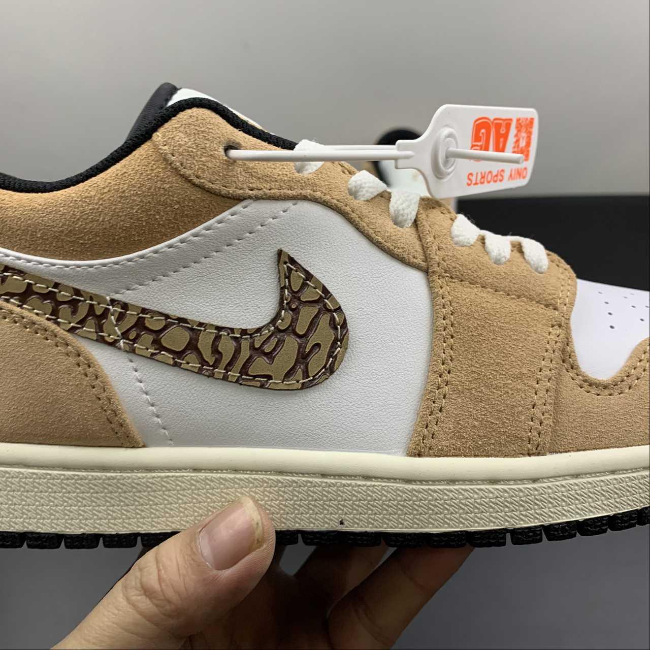 aj1 top