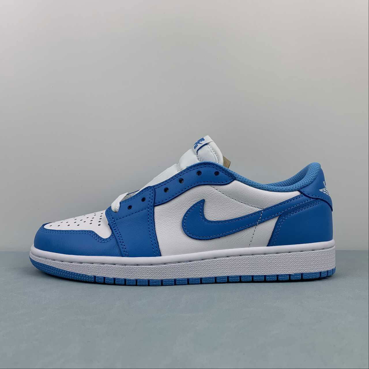 Top      shoes SB x Air Jordan 1 Low Basketball shoes CJ7891-401 2