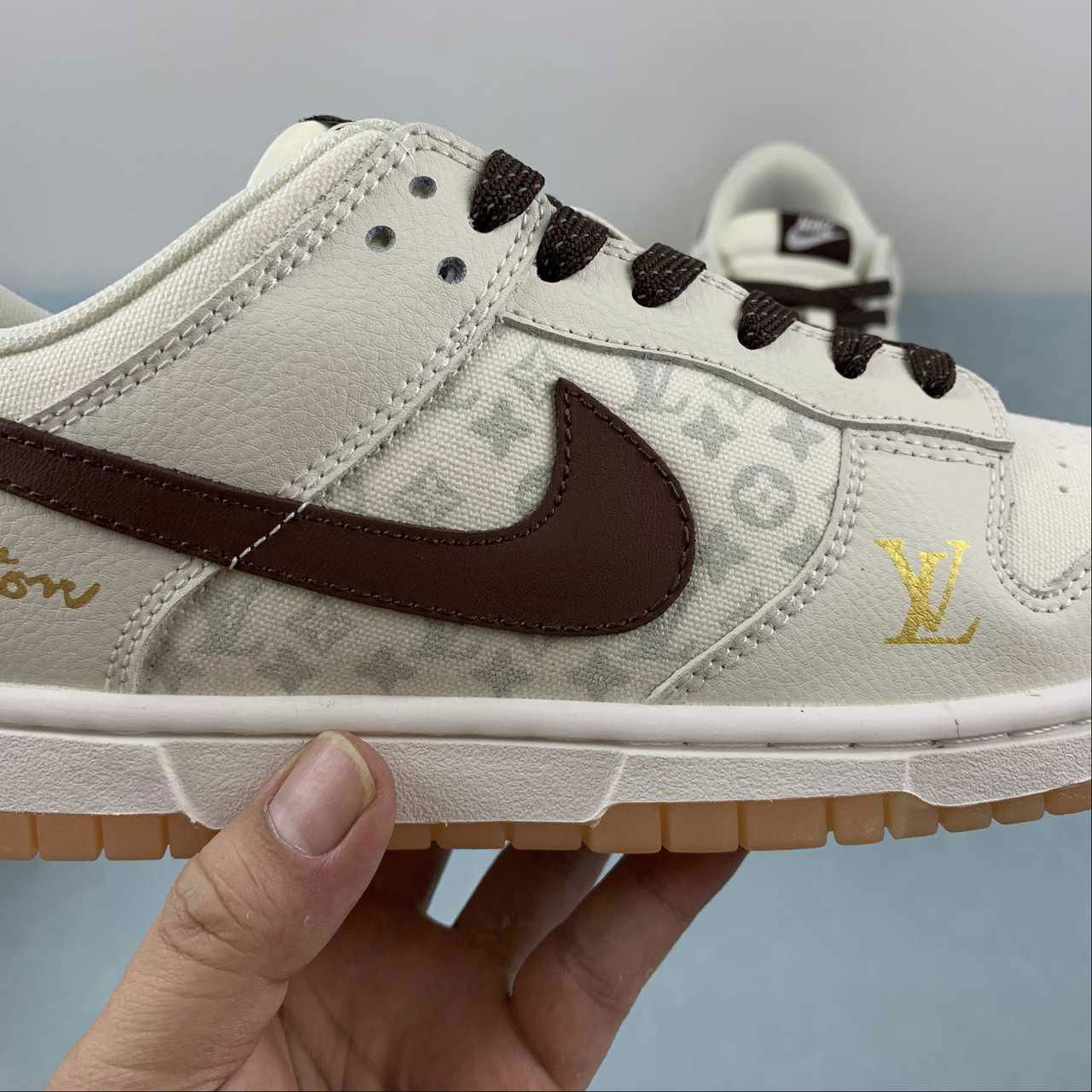 2023      SB Dunk Low low top casual shoe XD1688-010 2