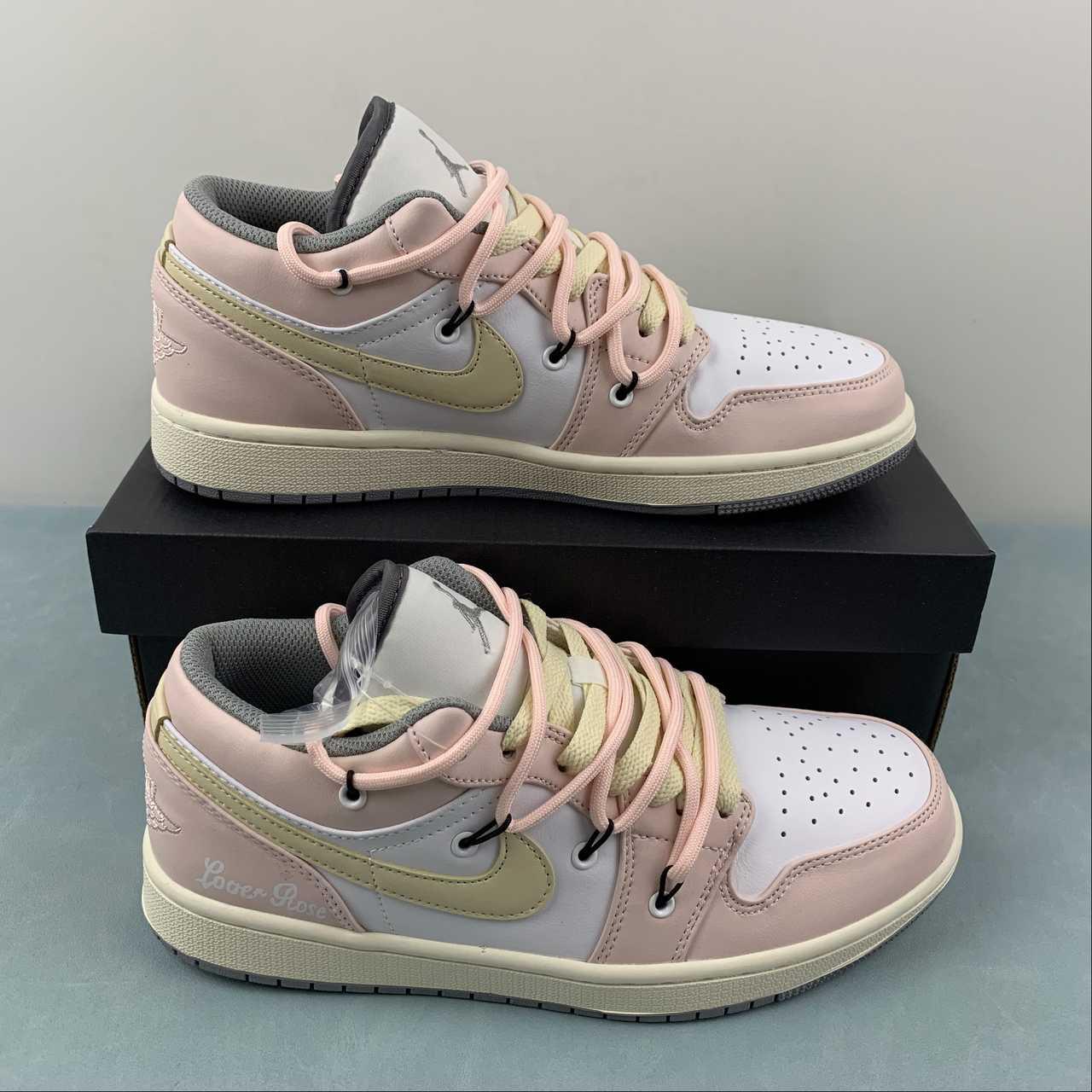      AIR JORDAN 1 LOW AJ1 Low top basketball shoes 553558-053 1