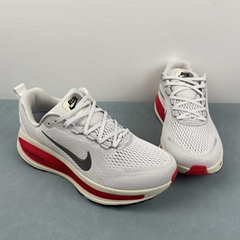      Zoom Vomero 18  Cushioned Breathable Running Shoe HM6803-001 Sizes 36-4
