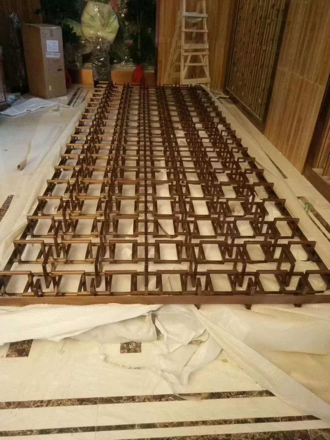 不锈钢屏风隔断酒柜扶手 4