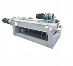 Veneer rotary lathe/spindless peeling