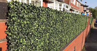 Artificial hedge 3