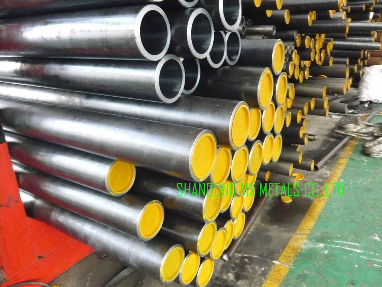 Cold Drawn ST45 20# Mild Steel Hoing Pipes For Hydraulic Cylinder 4