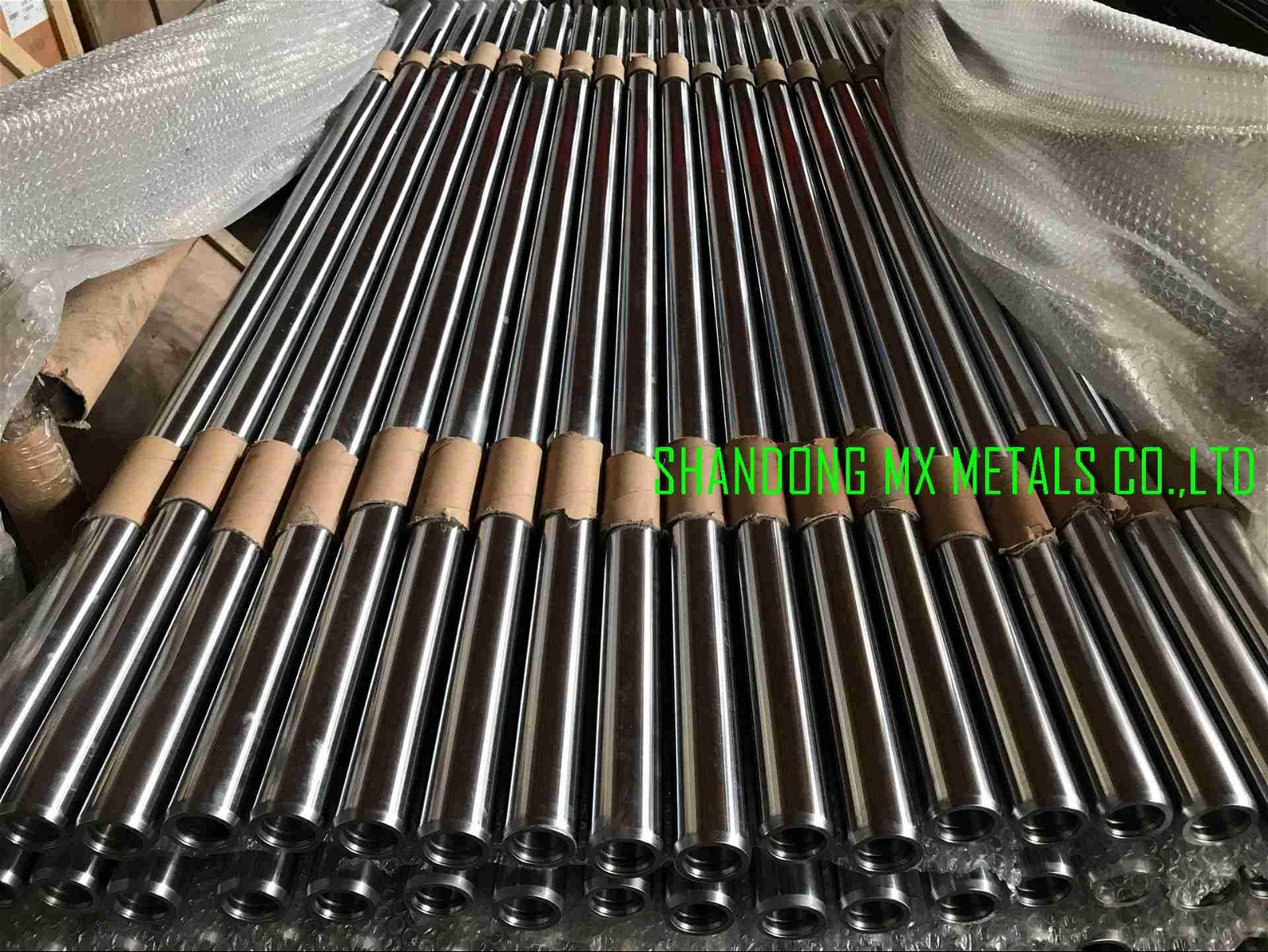 Round Induction Hardened Steel Rod Quenched and Tempered Piston Rod