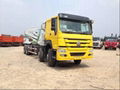 Sinotruk  37 tons 20ft container side