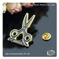 Zinc Alloy Metal Creative Scissors Badge With Paint Coating 3