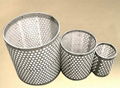 Candle filter with woven wire mesh or perforated metal has high filter precision 2