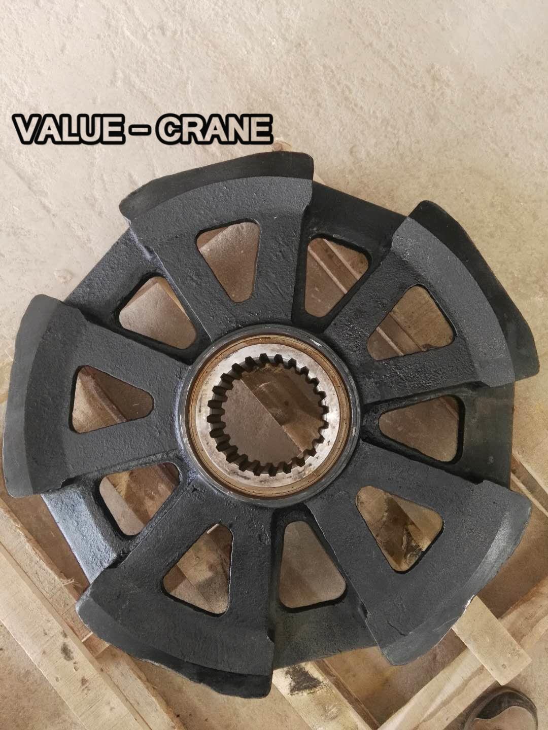 Crawler Crane Hitachi KH700 Undercarriage Parts Sprocket 2