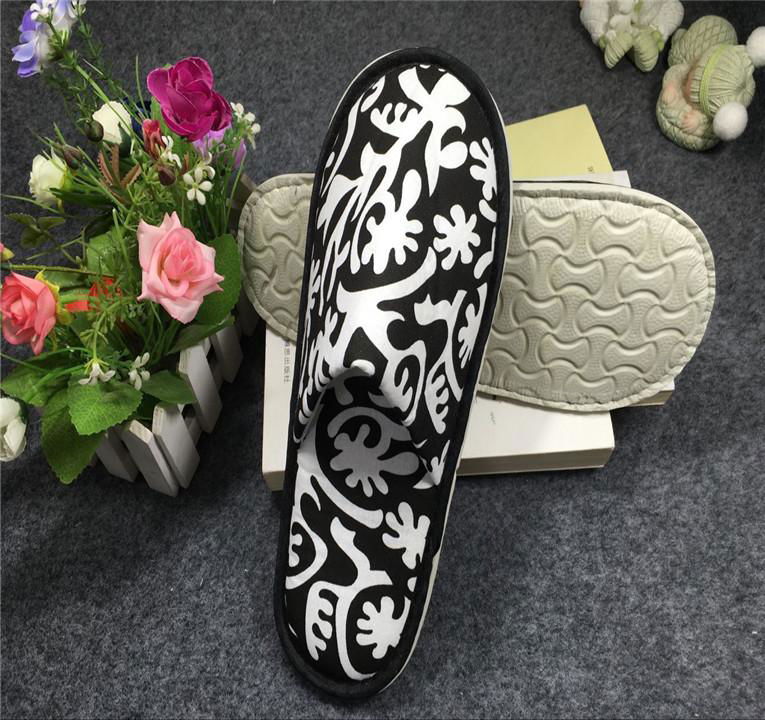 Factory direct sales of new hotel hotel slippers special slippers at home 2